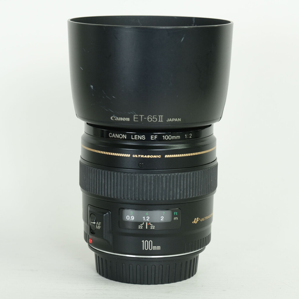 Canon EF100mm F2 USM