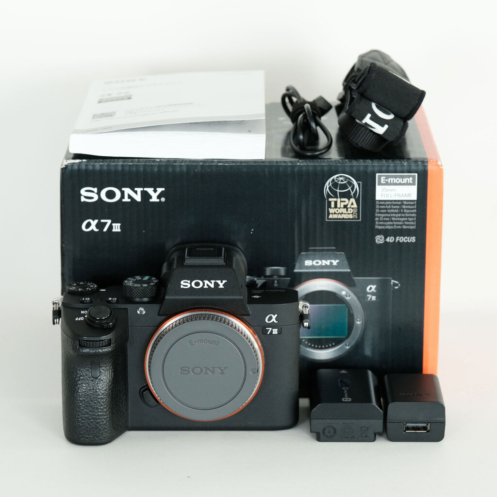 SONY α7 III(ILCE-7M3) SONY α7 III(ILCE-7M3)