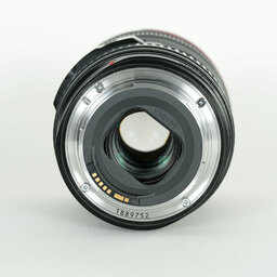 Canon EF24-105mm F4L IS USM Canon EF24-105mm F4L IS USM