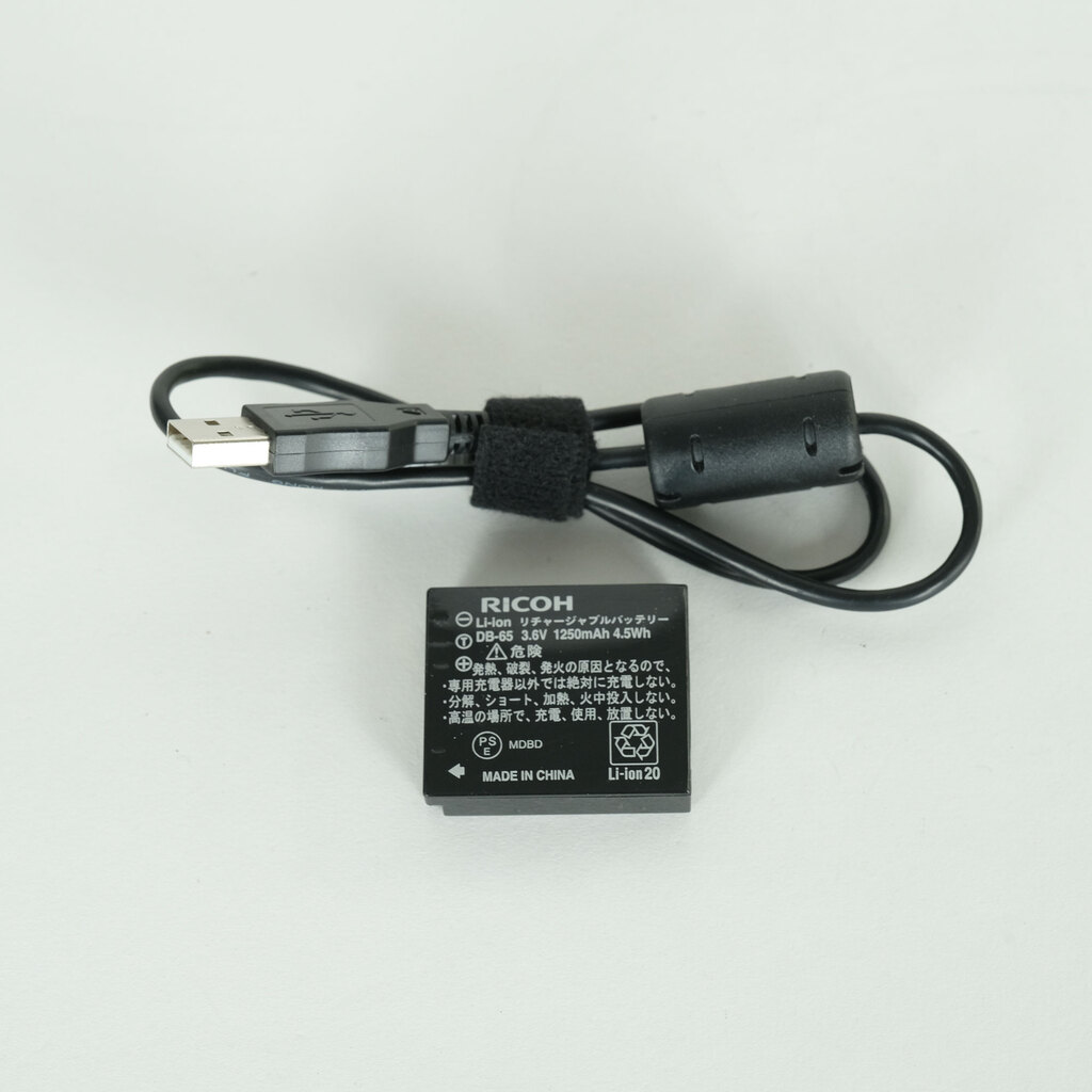 RICOH GR IIの出品 | ONE SCENE（ワンシーン）