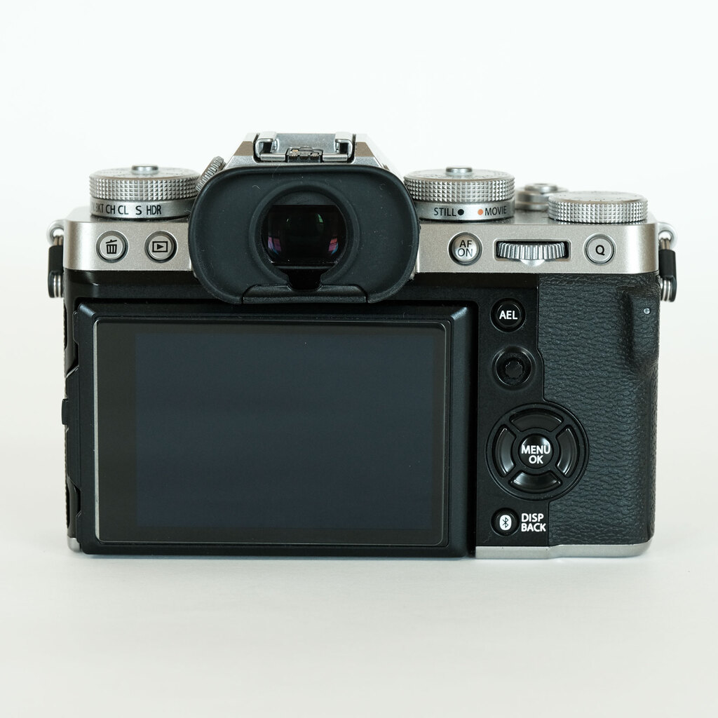 FUJIFILM X-T5 FUJIFILM X-T5