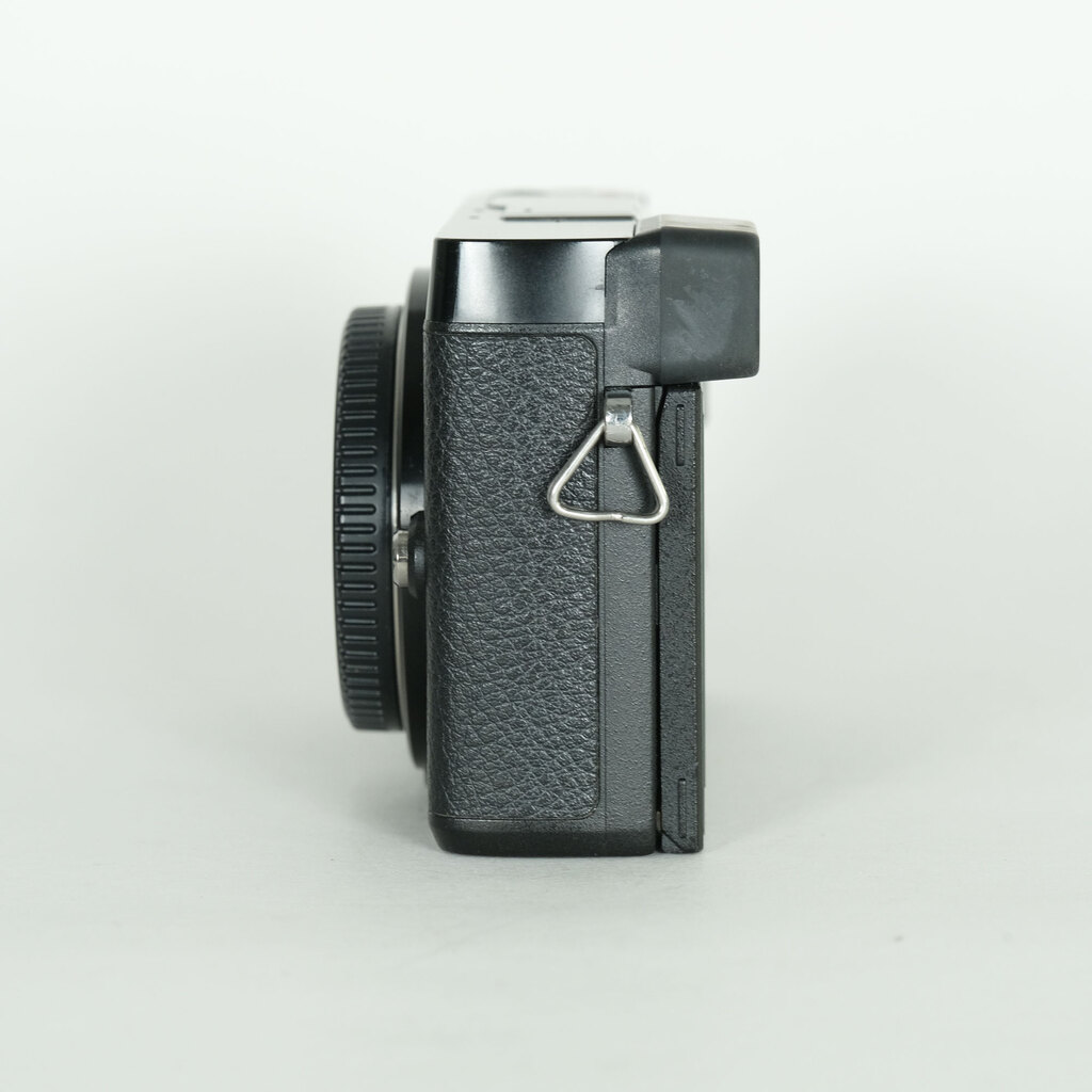 Panasonic LUMIX DMC-GX7MK2 ボディ ブラック