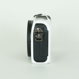 Canon EOS M ボディ ホワイト