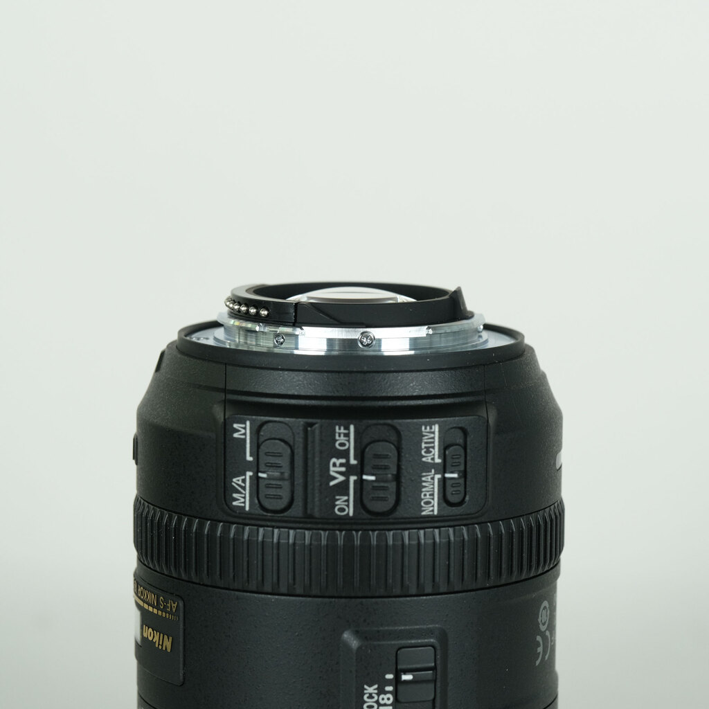 Nikon AF-S DX NIKKOR 18-200mm F3.5-5.6G ED VR IIの出品 | ONE SCENE