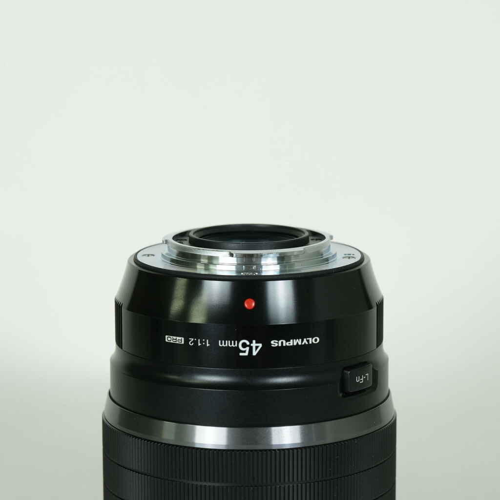 OLYMPUS M.ZUIKO DIGITAL ED 45mm F1.2 PRO