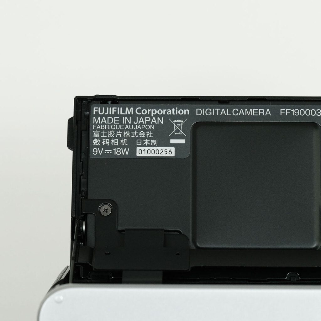 FUJIFILM X100V シルバー