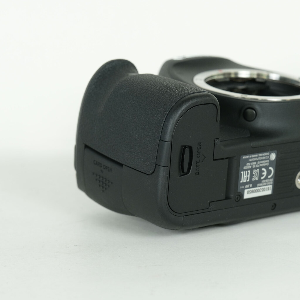 Canon EOS 6Dの出品 | ONE SCENE（ワンシーン）