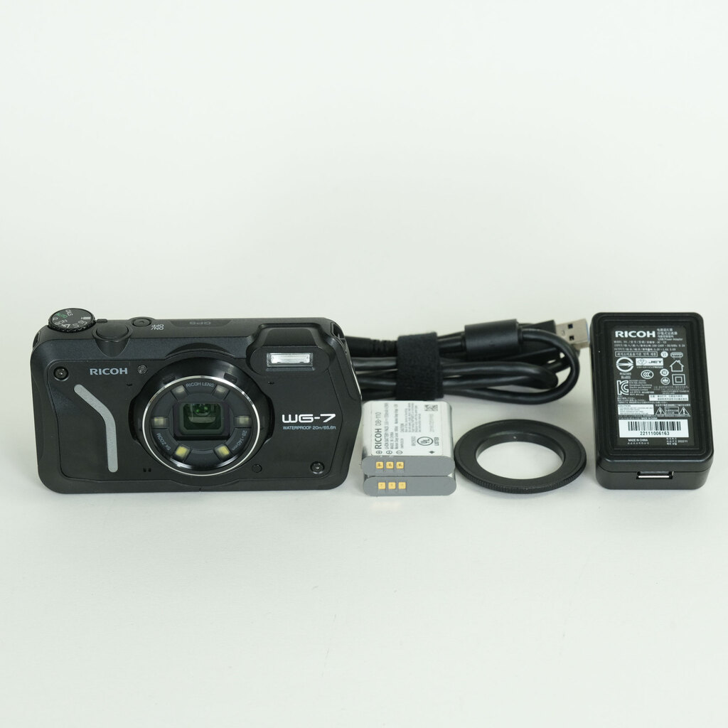 RICOH WG-7 ブラック