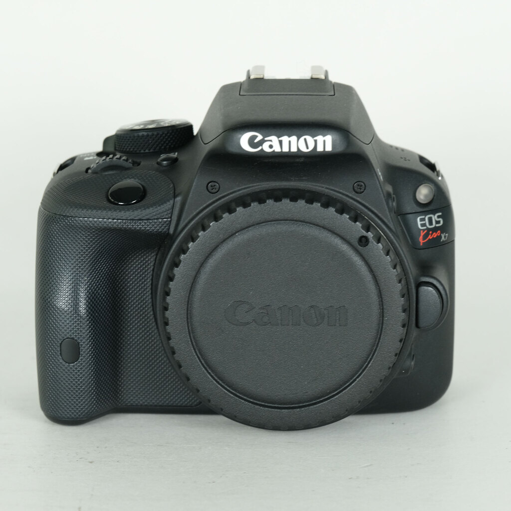Canon EOS Kiss X7