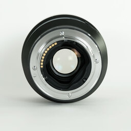 SONY FE 85mm F1.8 SEL85F18