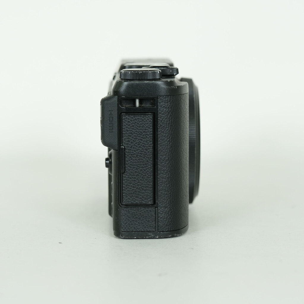 FUJIFILM XF10 ブラック