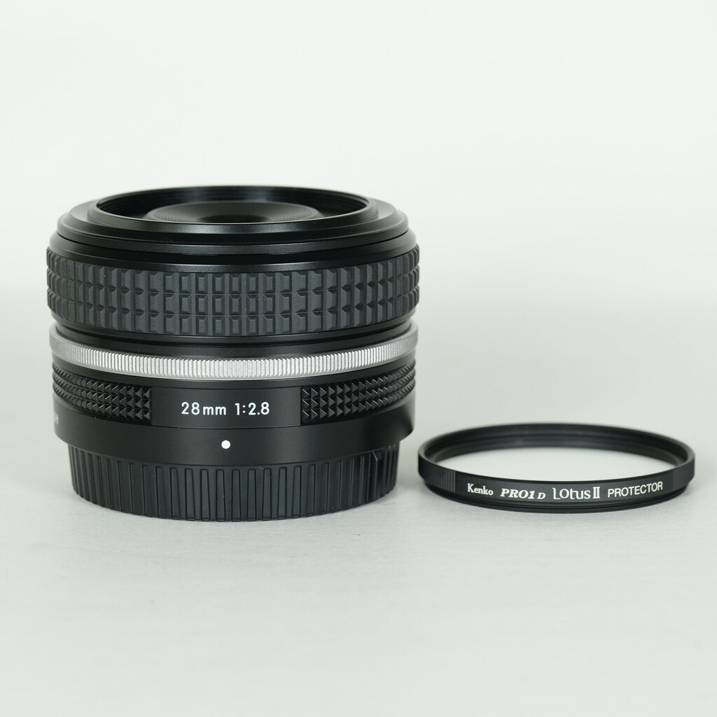Nikon NIKKOR Z 28mm f/2.8 [Special Edition]