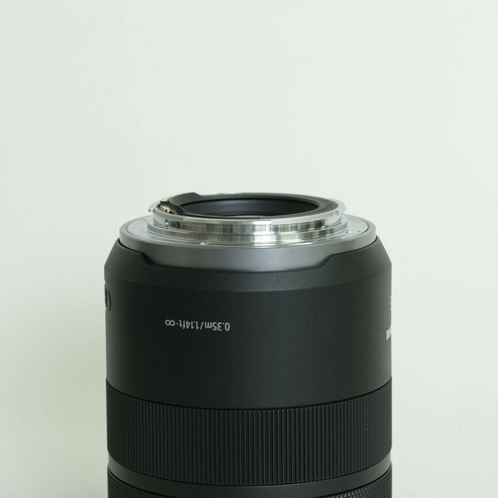 Canon RF85mm F2 MACRO IS STM
