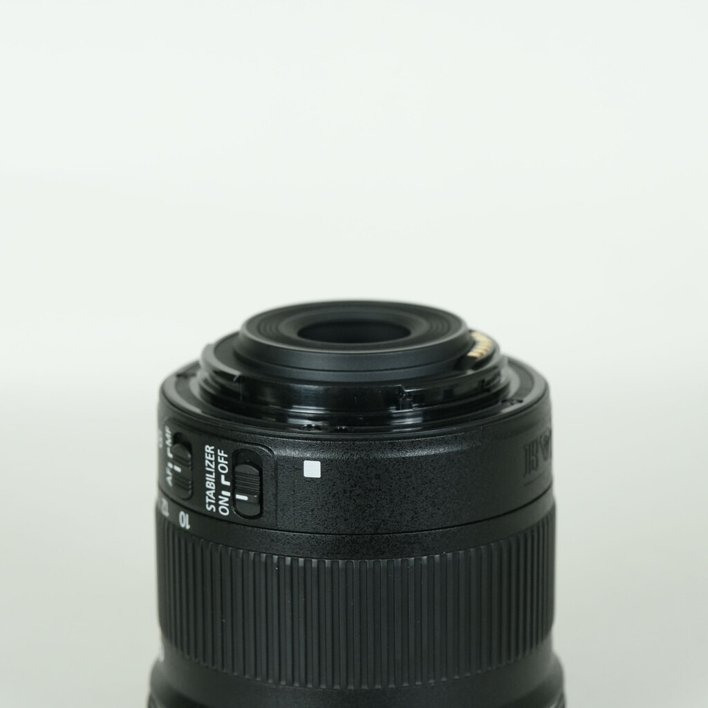 Canon EF-S10-18mm F4.5-5.6 IS STM