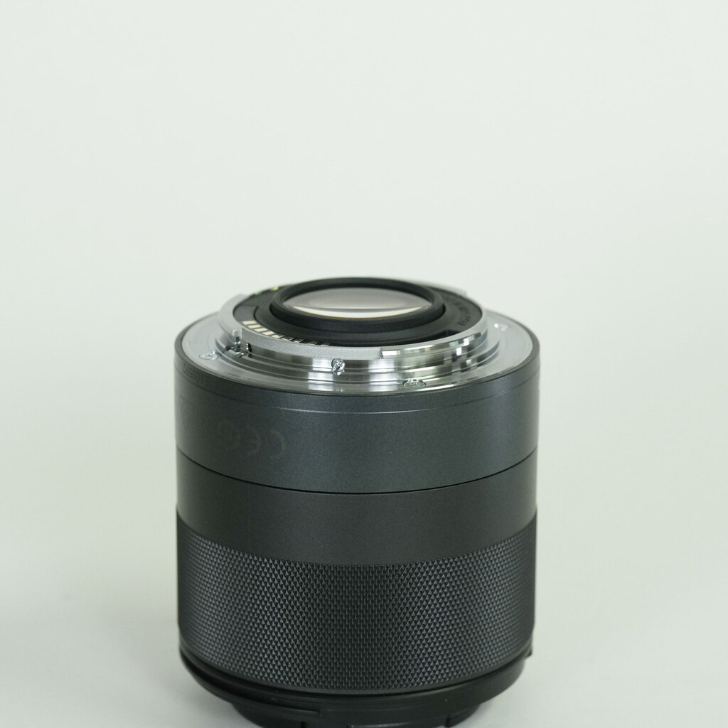 Canon EF-M32mm F1.4 STM