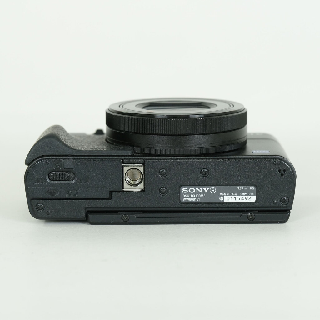 SONY Cyber-shot DSC-RX100M3