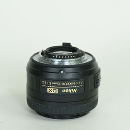 Nikon AF-S DX NIKKOR 35mm f/1.8G Nikon AF-S DX NIKKOR 35mm f/1.8G