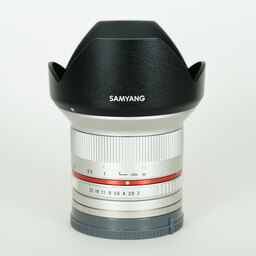 SAMYANG 12mm F2.0 NCS CS (ソニーE用) シルバー
