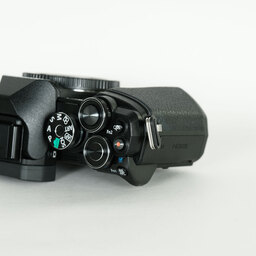 OLYMPUS OM-D E-M10 Mark III