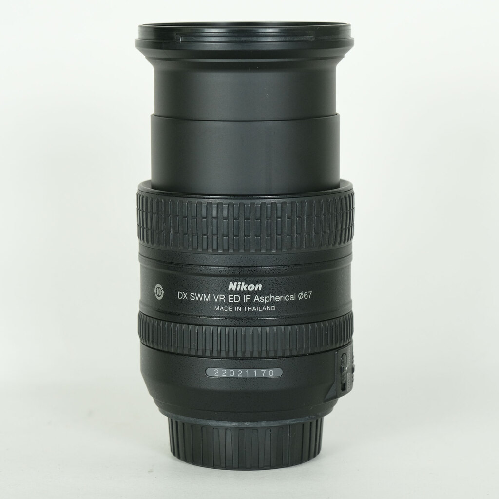 Nikon AF-S DX NIKKOR 16-85mm F3.5-5.6G ED VR Nikon AF-S DX NIKKOR 16-85mm F3.5-5.6G ED VR