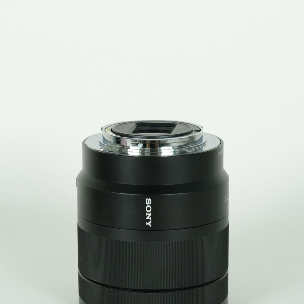 SONY Vario-Tessar T* E 16-70mm F4 ZA OSS SEL1670Z SONY Vario-Tessar T* E 16-70mm F4 ZA OSS SEL1670Z