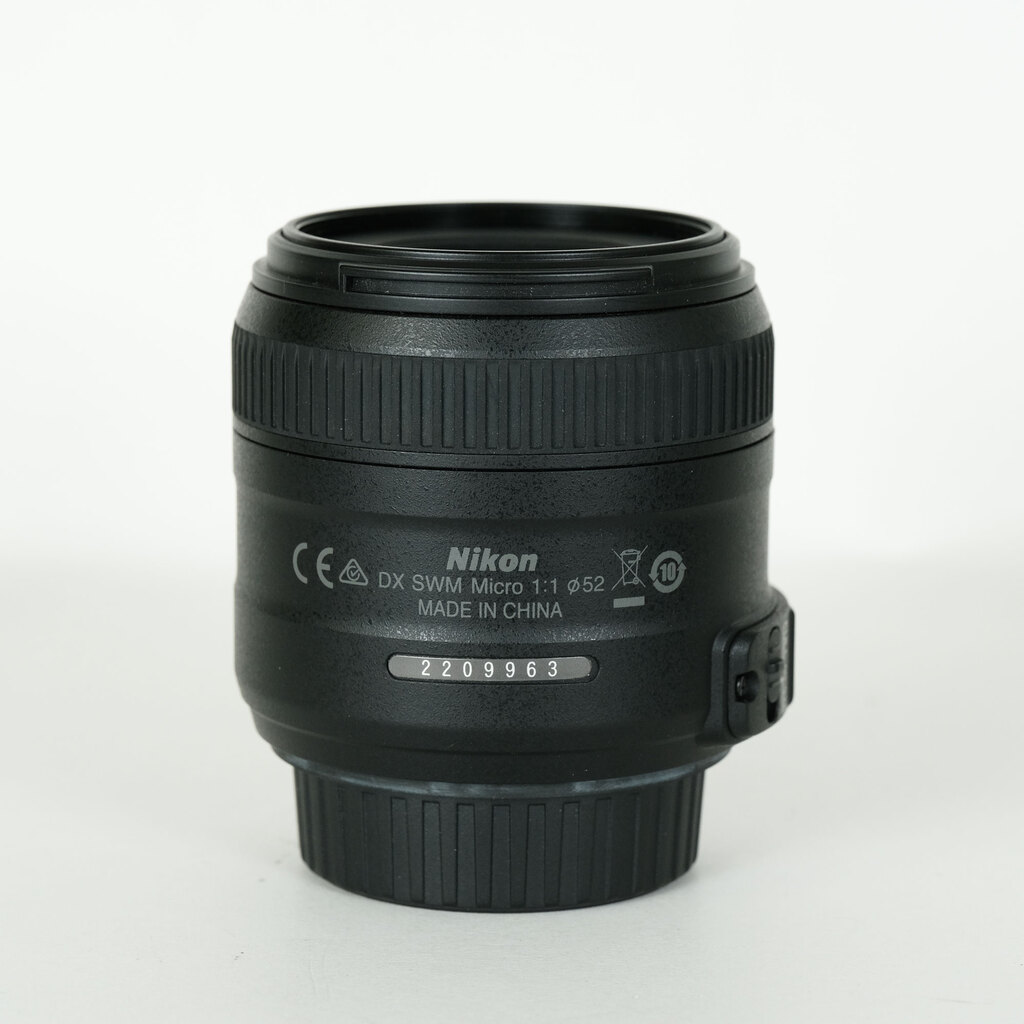 Nikon AF-S DX Micro NIKKOR 40mm f/2.8G