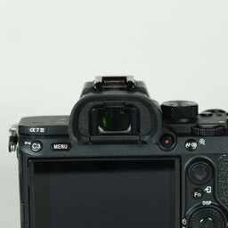 SONY α7 III(ILCE-7M3) SONY α7 III(ILCE-7M3)