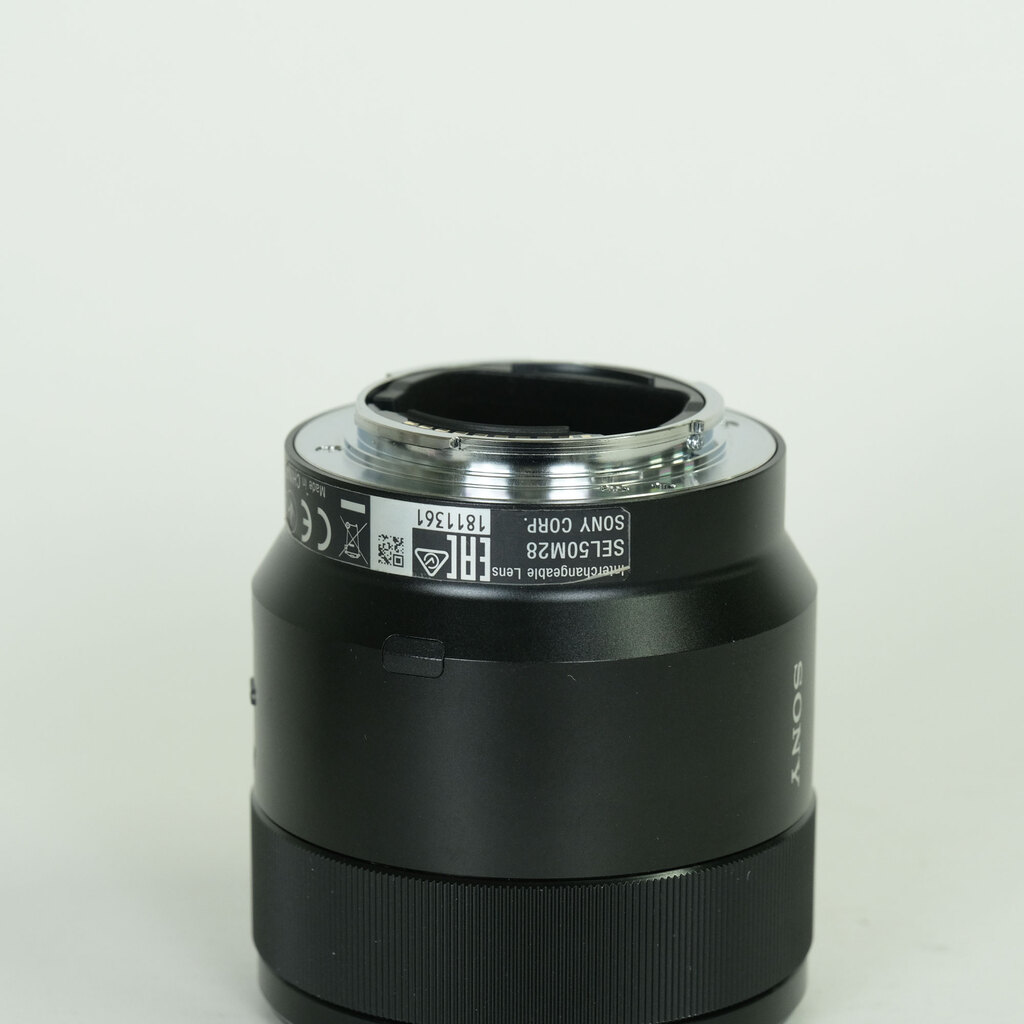 SONY FE 50mm F2.8 Macro SEL50M28 SONY FE 50mm F2.8 Macro SEL50M28