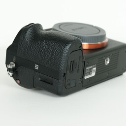 SONY α7 II（ILCE-7M2）