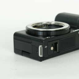 SONY VLOGCAM ZV-E10 SONY VLOGCAM ZV-E10