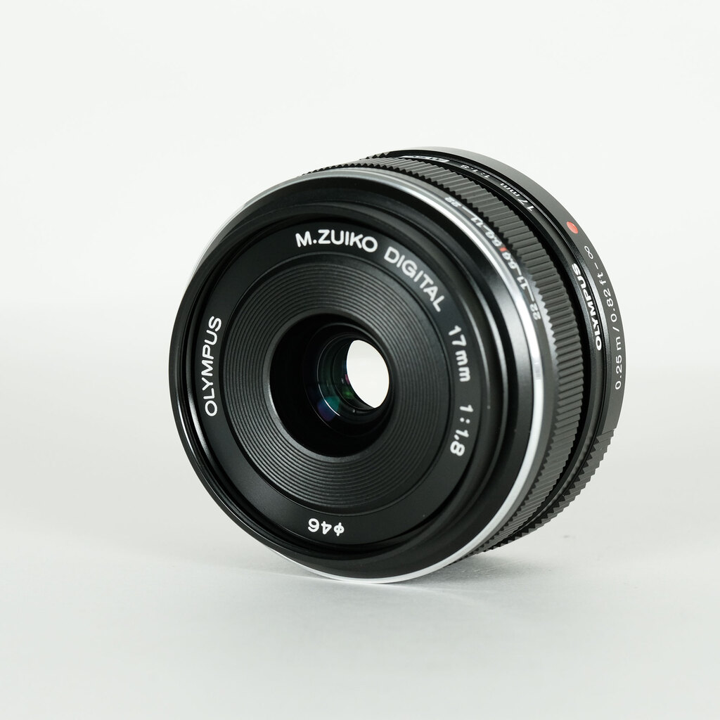 OLYMPUS M.ZUIKO DIGITAL 17mm F1.8