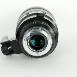 Panasonic LEICA DG ELMARIT 200mm / F2.8 / POWER O.I.S.