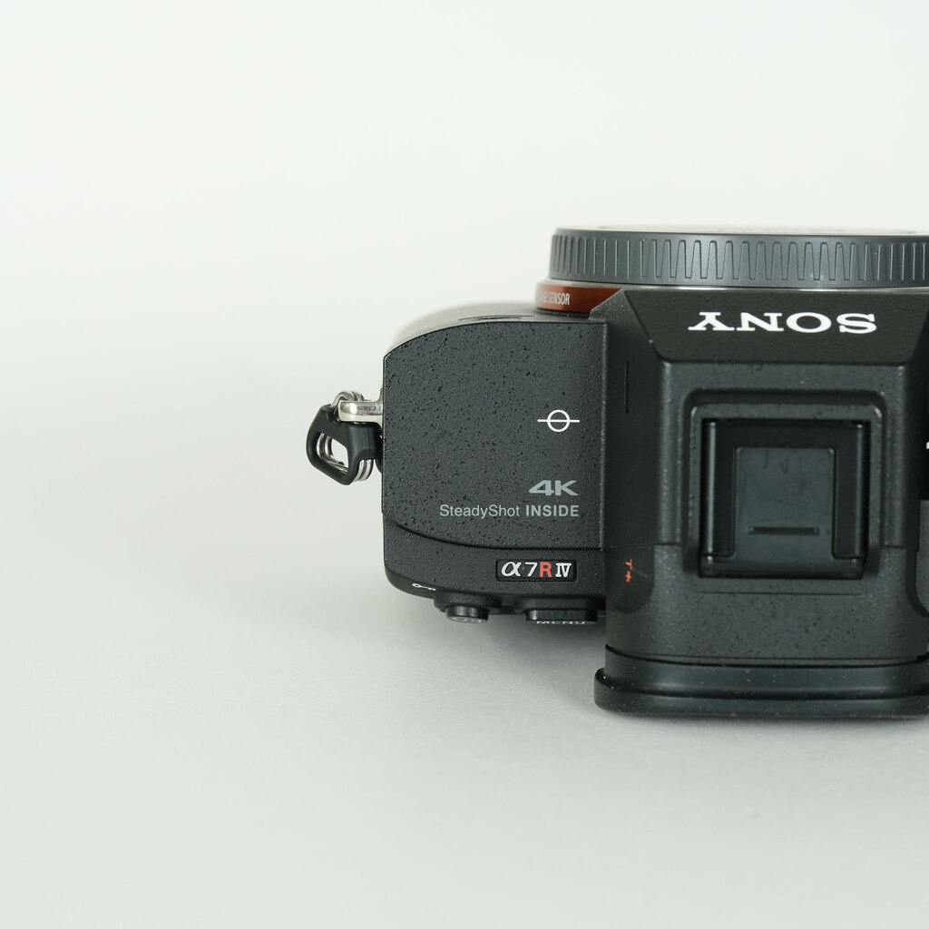 SONY α7R IV（ILCE-7RM4）の出品 | ONE SCENE（ワンシーン）