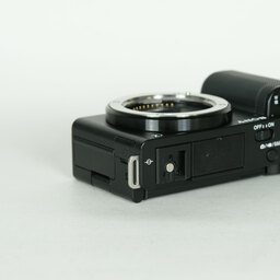 SONY VLOGCAM ZV-E10 SONY VLOGCAM ZV-E10