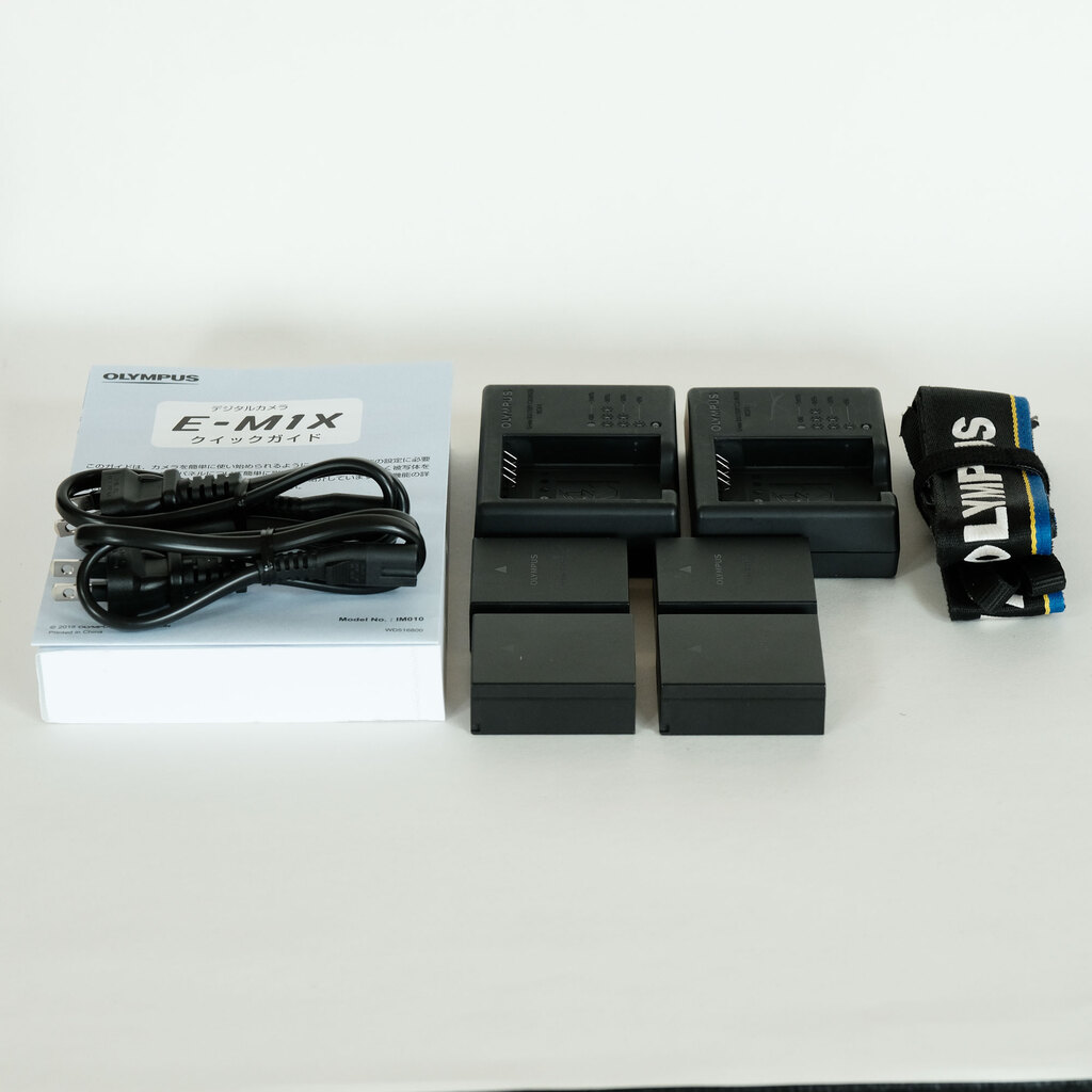 OLYMPUS OM-D E-M1X