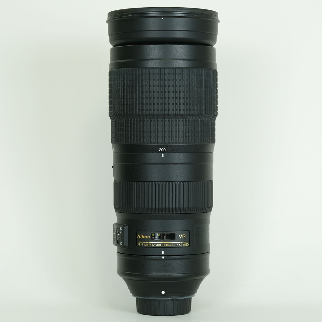 Nikon AF-S NIKKOR 200-500mm f/5.6E ED VR Nikon AF-S NIKKOR 200-500mm f/5.6E ED VR