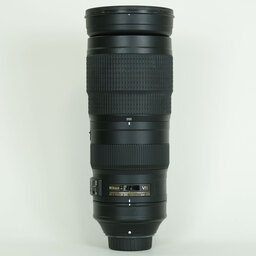 Nikon AF-S NIKKOR 200-500mm f/5.6E ED VR Nikon AF-S NIKKOR 200-500mm f/5.6E ED VR