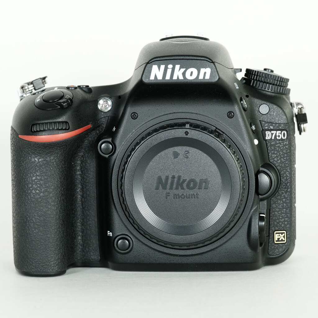 Nikon D750