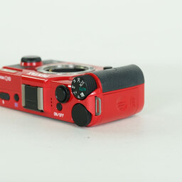 PENTAX Q10 ボディ レッド