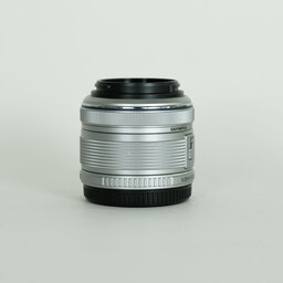 OLYMPUS M.ZUIKO DIGITAL 14-42mm F3.5-5.6IIR シルバー