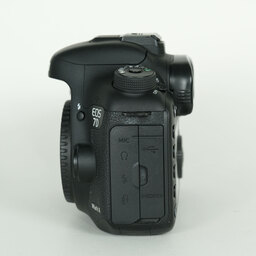 Canon EOS 7D Mark II Canon EOS 7D Mark II