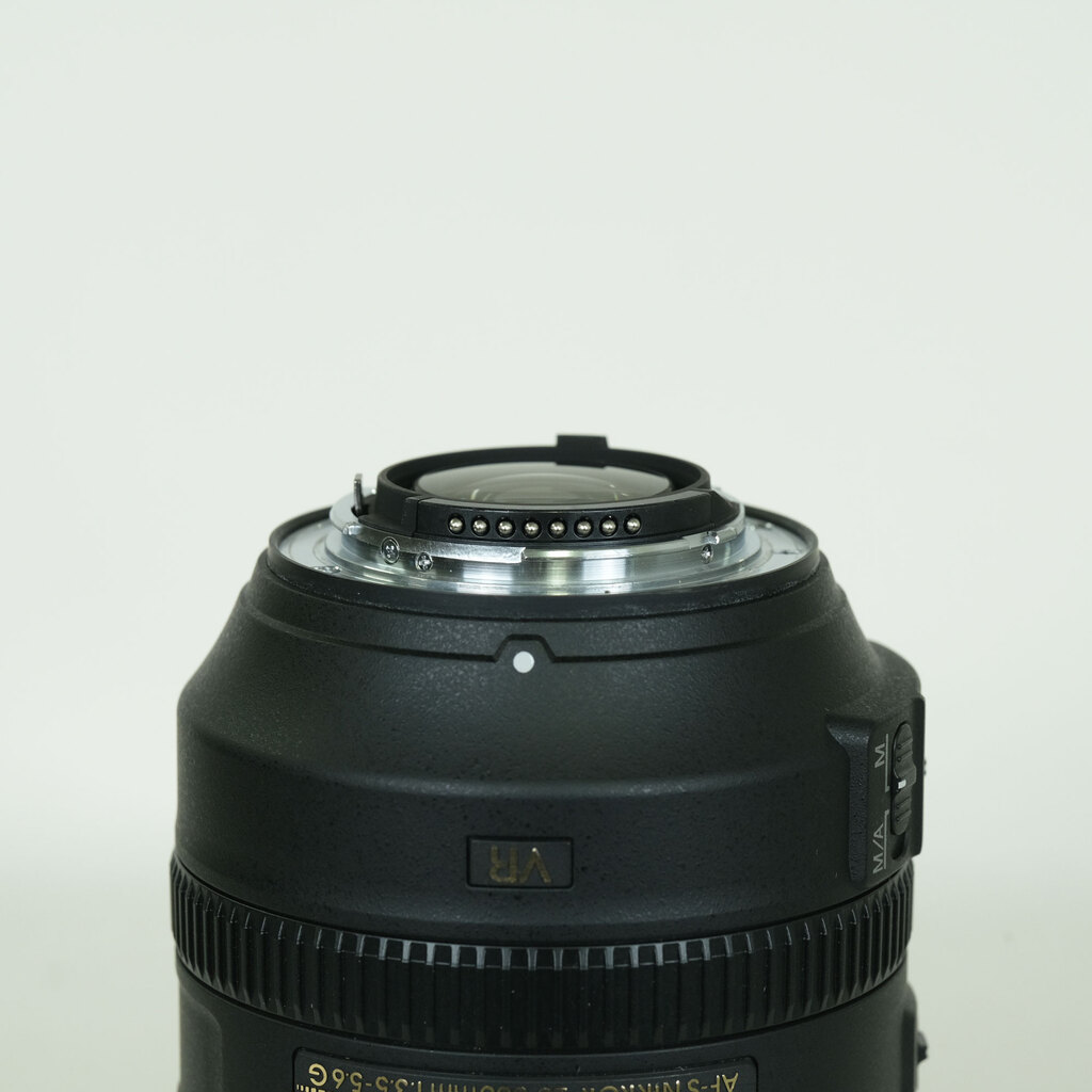Nikon AF-S NIKKOR 28-300mm f/3.5-5.6G ED VR