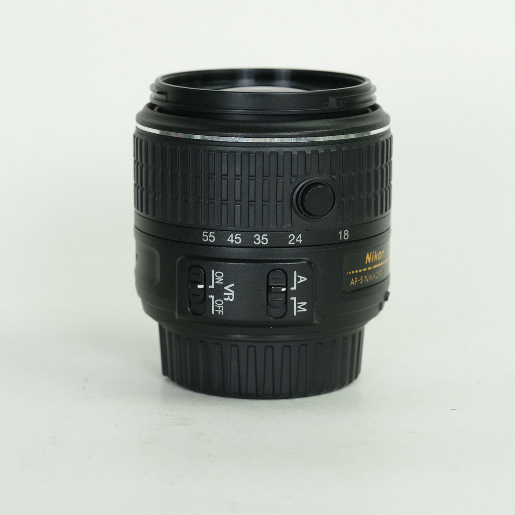 Nikon AF-S DX NIKKOR 18-55mm f3.5-5.6G VR II