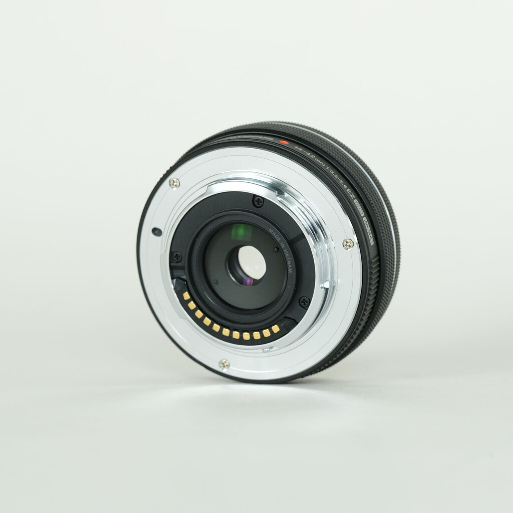 OLYMPUS M.ZUIKO DIGITAL ED 14-42mm F3.5-5.6 EZ ブラック OLYMPUS M.ZUIKO DIGITAL ED 14-42mm F3.5-5.6 EZ ブラック