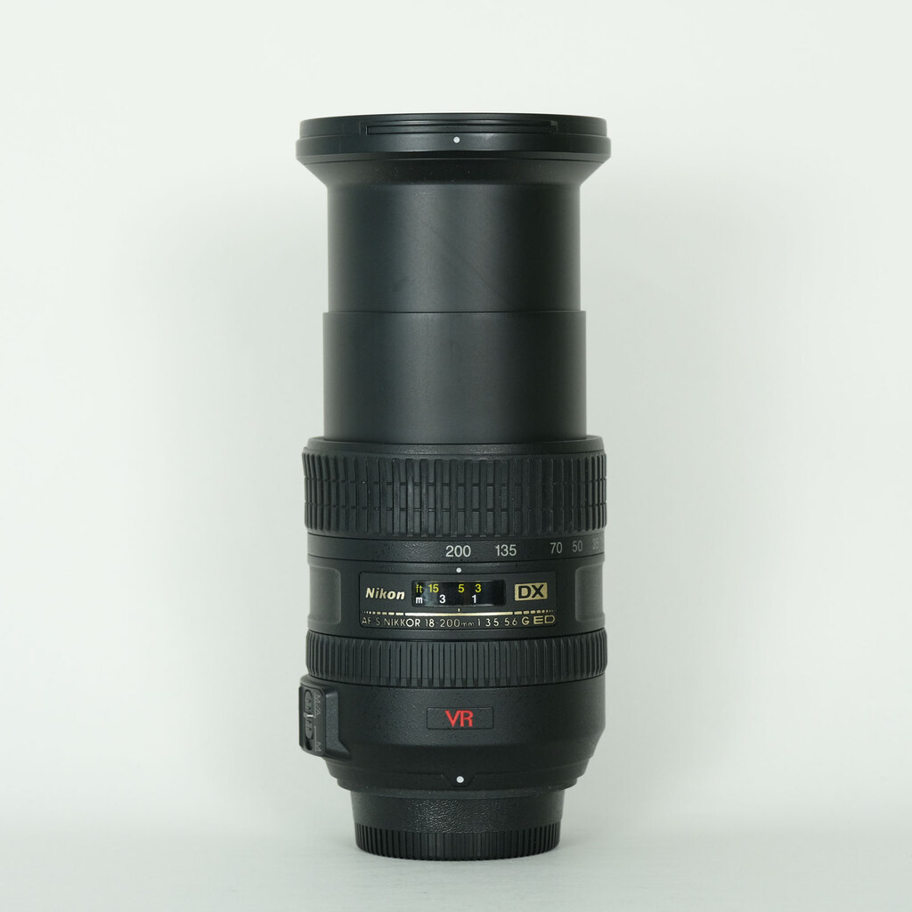 Nikon AF-S DX VR Zoom-Nikkor 18-200mm F3.5-5.6G IF-ED