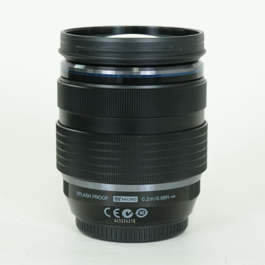 OLYMPUS M.ZUIKO DIGITAL ED 12-40mm F2.8 PRO OLYMPUS M.ZUIKO DIGITAL ED 12-40mm F2.8 PRO