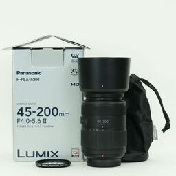 Panasonic LUMIX G VARIO 45-200mm / F4.0-5.6 II / POWER O.I.S. Panasonic LUMIX G VARIO 45-200mm / F4.0-5.6 II / POWER O.I.S.