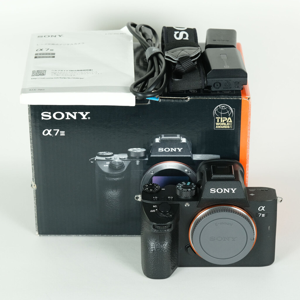 SONY α7 III（ILCE-7M3）の出品 | ONE SCENE（ワンシーン）