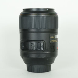Nikon AF-S VR Micro-Nikkor 105mm f/2.8G IF-ED Nikon AF-S VR Micro-Nikkor 105mm f/2.8G IF-ED