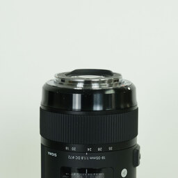 SIGMA 18-35mm F1.8 DC HSM｜Art [キヤノンEF用]